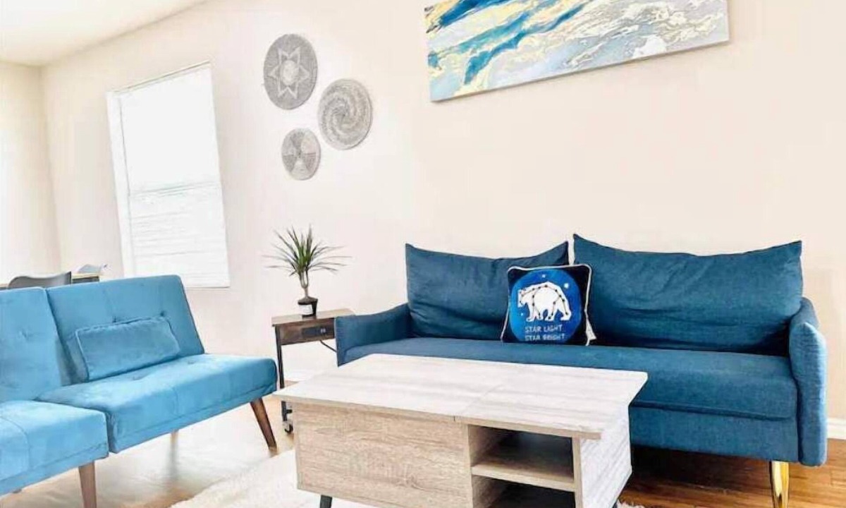 San Antonio House | 10 mins to Seaworld perfect blend of comfort, convenience, and charm.