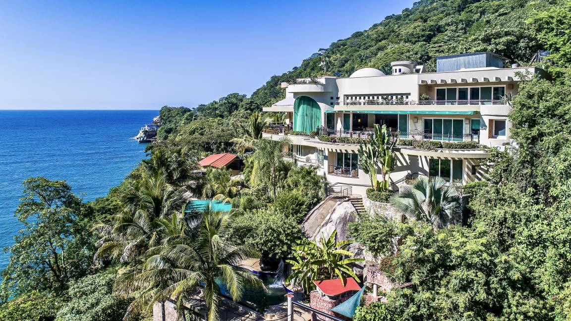 Boca de Tomatlan Villa | 1858 m² Villa ∙ 9 bedrooms ∙ 28 guests