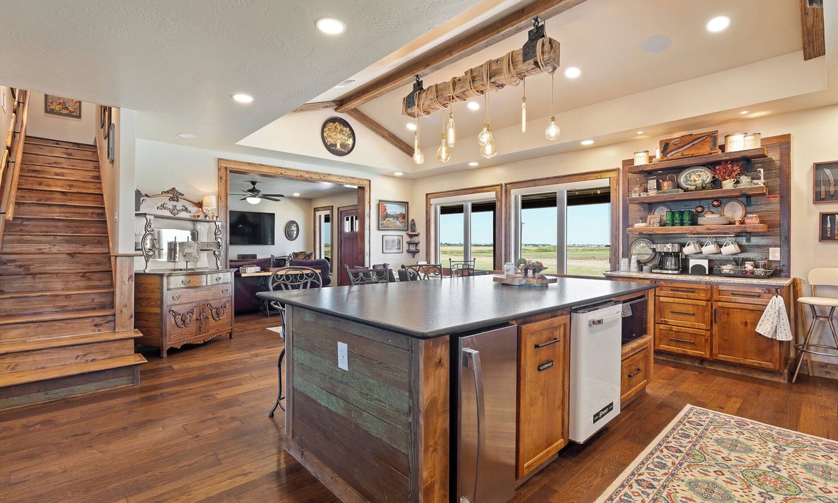 Dimmitt House | 1912 -D- Farmhouse Homestead