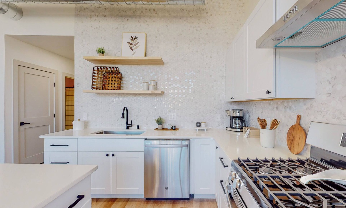 Nob Hill Condo | 2-Bedroom Luxury Condo in Nob Hill