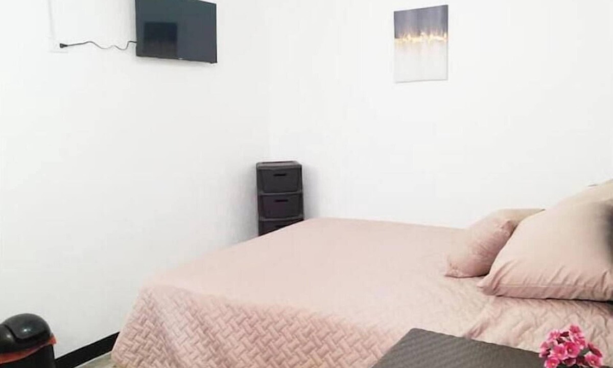 Zona 4 Apartment | 2 Nice and comfortable central apartment