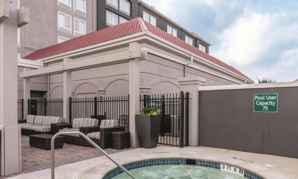 Arlington Hotel | 2 x 2 Double Beds, Non-Smoking at La Quinta Inn by Wyndham Arlington