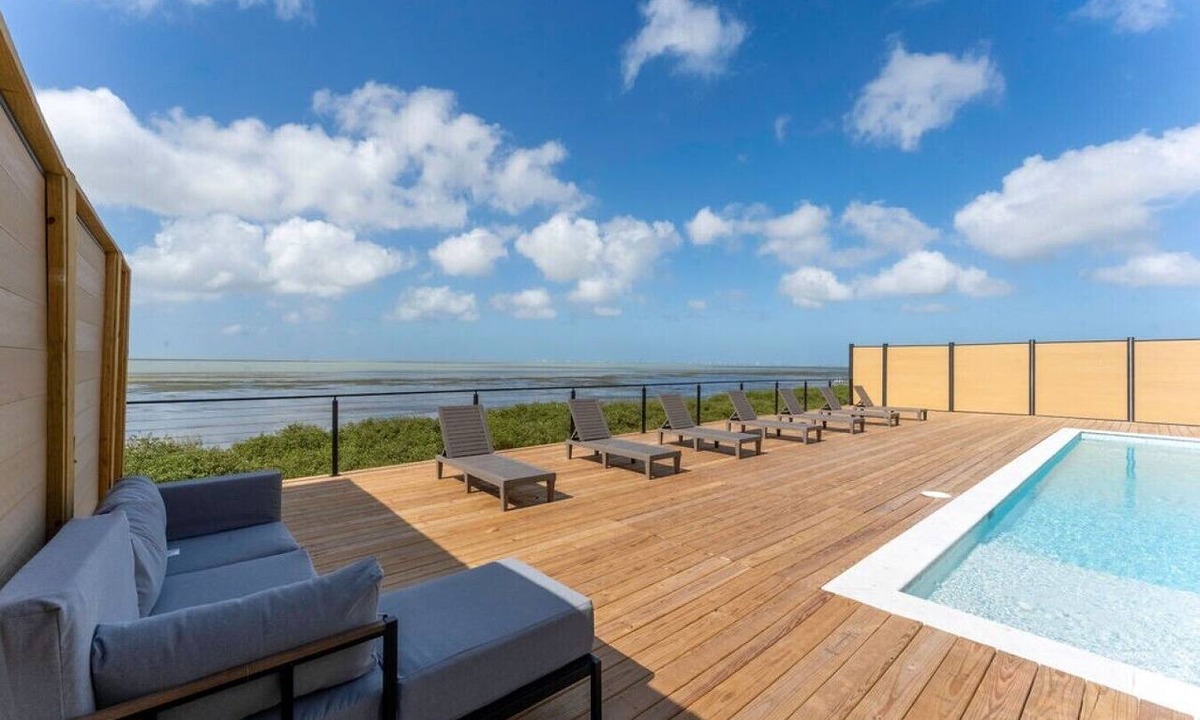 Port Isabel House | 20 Spacious Way Port Isabel, Texas