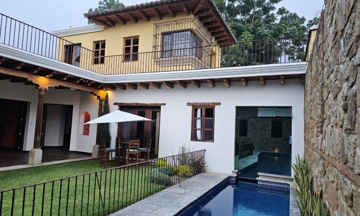 Antigua Guatemala House | 3 bedroom luxury home with private pool with a view of the volcano