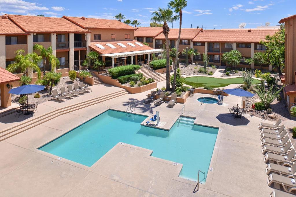 Catalina Village Hotel | 3 Palms Tucson North Foothills