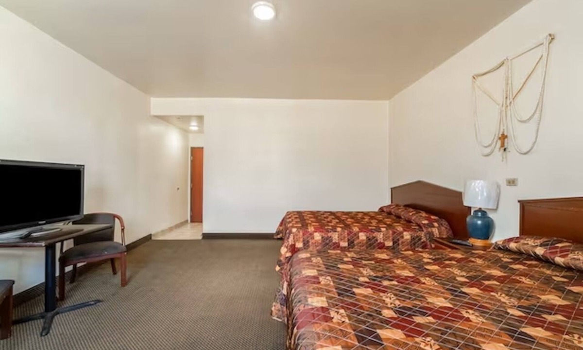 Brownsville Hotel | 3 Pet-Friendly Rooms Near Downtown Brownsville Attractions