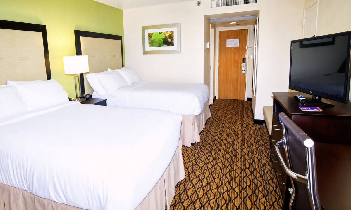 Central City Hotel | 3 Units | Marina District Getaway w/Pool | 7 Min Drive to Padre Island Causeway