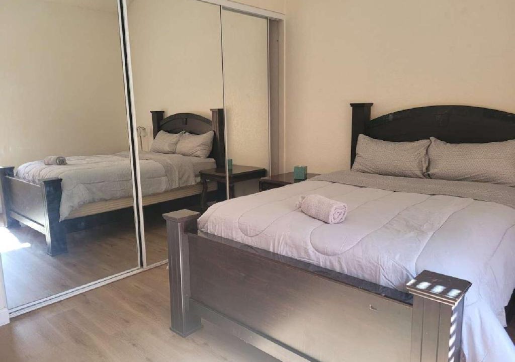 Palmdale House | 3BR & Loft - Shared Home near Palmdale Hospital