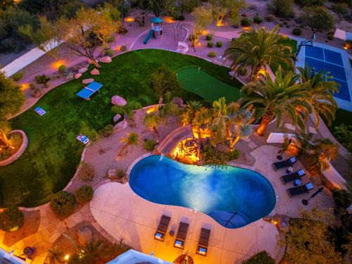 Cactus Acres Villa | 3MillionLuxWaterSlide GetawayPickleBallGolf