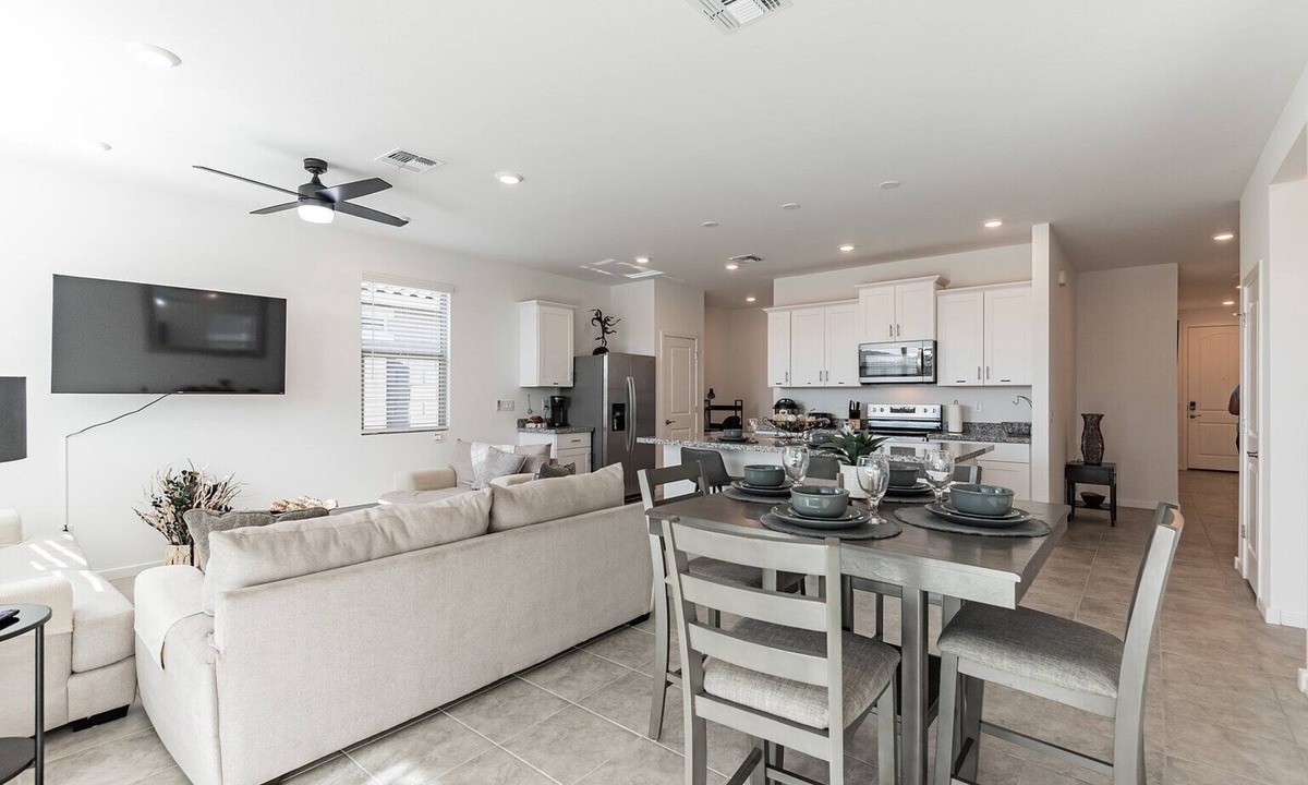 Sundance House | 45% OFF This Beautiful Home In Buckeye! Come Call This House, A Home!