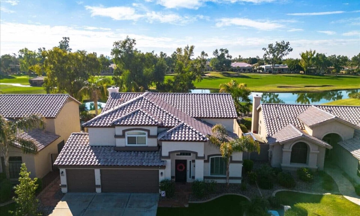 Ocotillo House | 6th Tee Luxury | Pool & Fire Pit