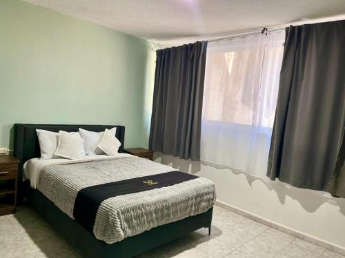 Leon Apartment | 8 VENATOR House Boutique