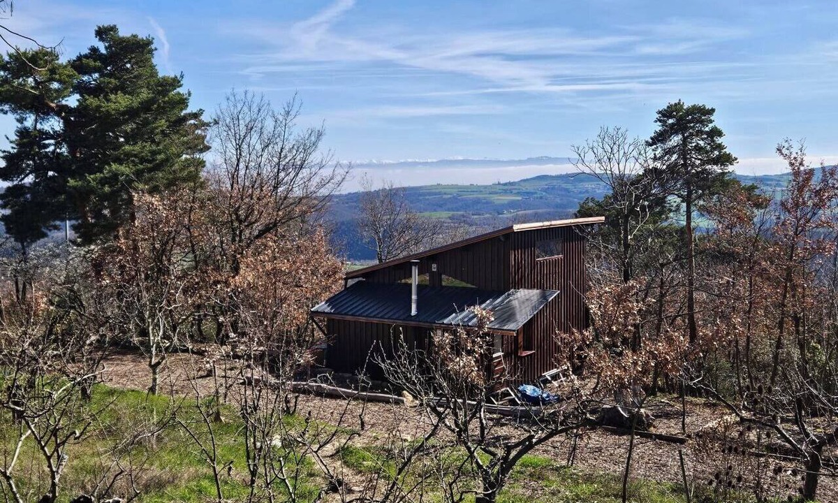 Saint-Barthelemy-le-Plain Ski Chalet | A self-contained chalet in a self-contained setting