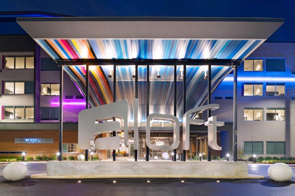 Wetmore Hotel | Aloft by Marriott San Antonio UTSA Area