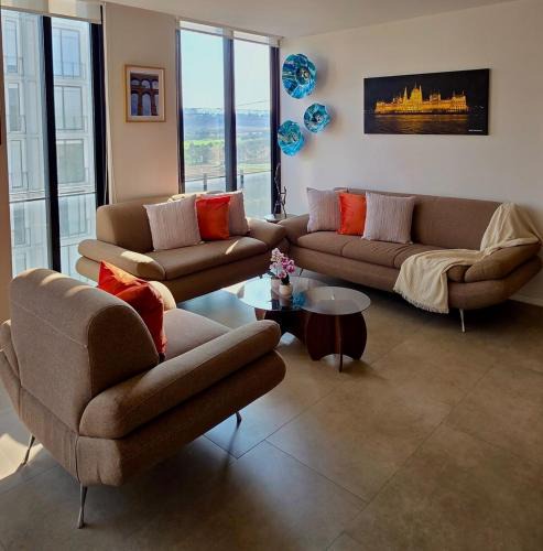 Zapopan Apartment | Alto8 Premium apartment with A C pool and view