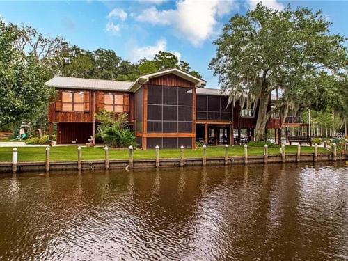 Killian House | Amite River Retreat