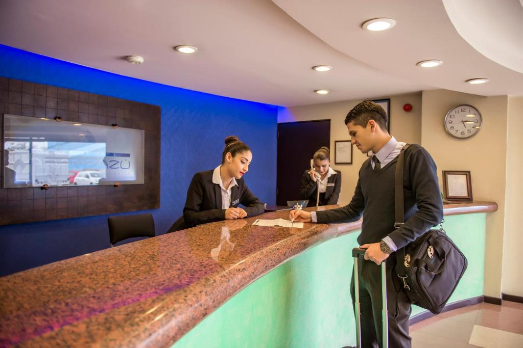 Aguascalientes Hotel | Aranzazu Plaza Kristal Aguascalientes