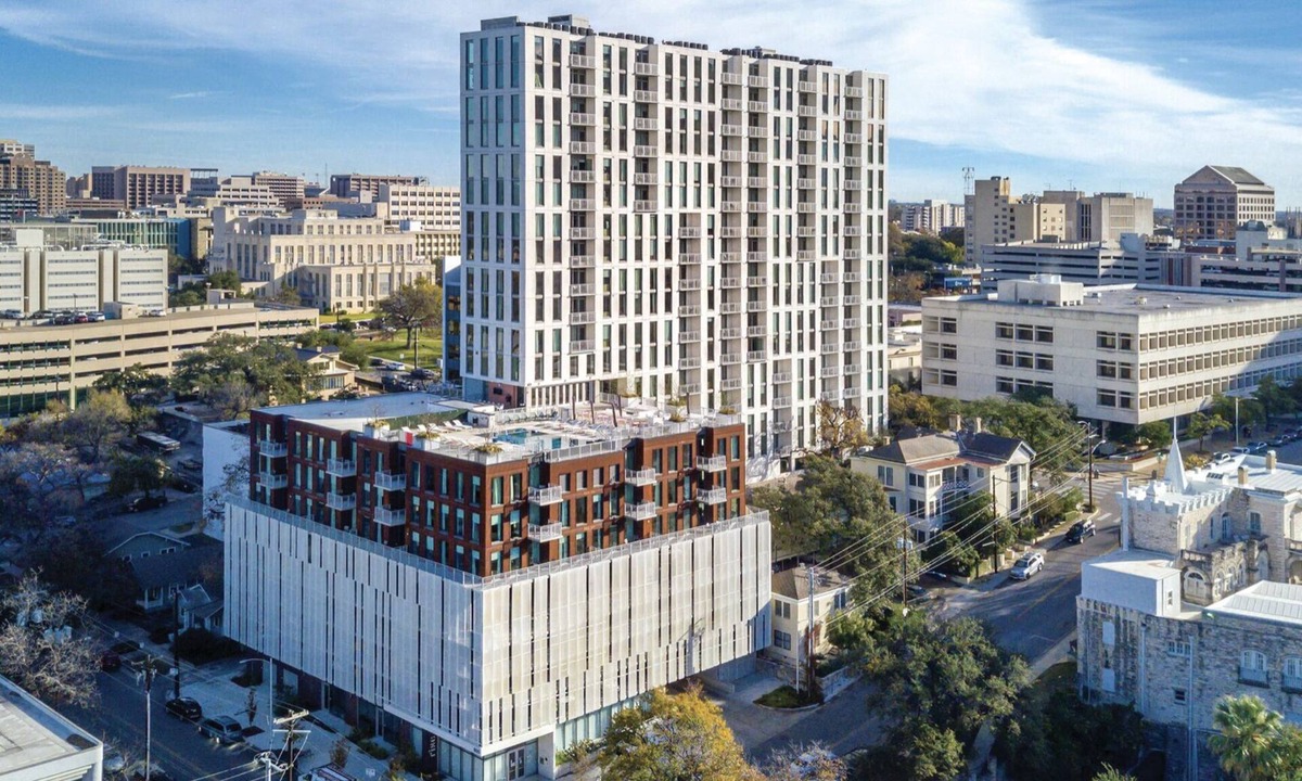 Civic District Condo | Austin 8th St 1BR Downtown Prime Location SXSW/ACL Rooftop Pool