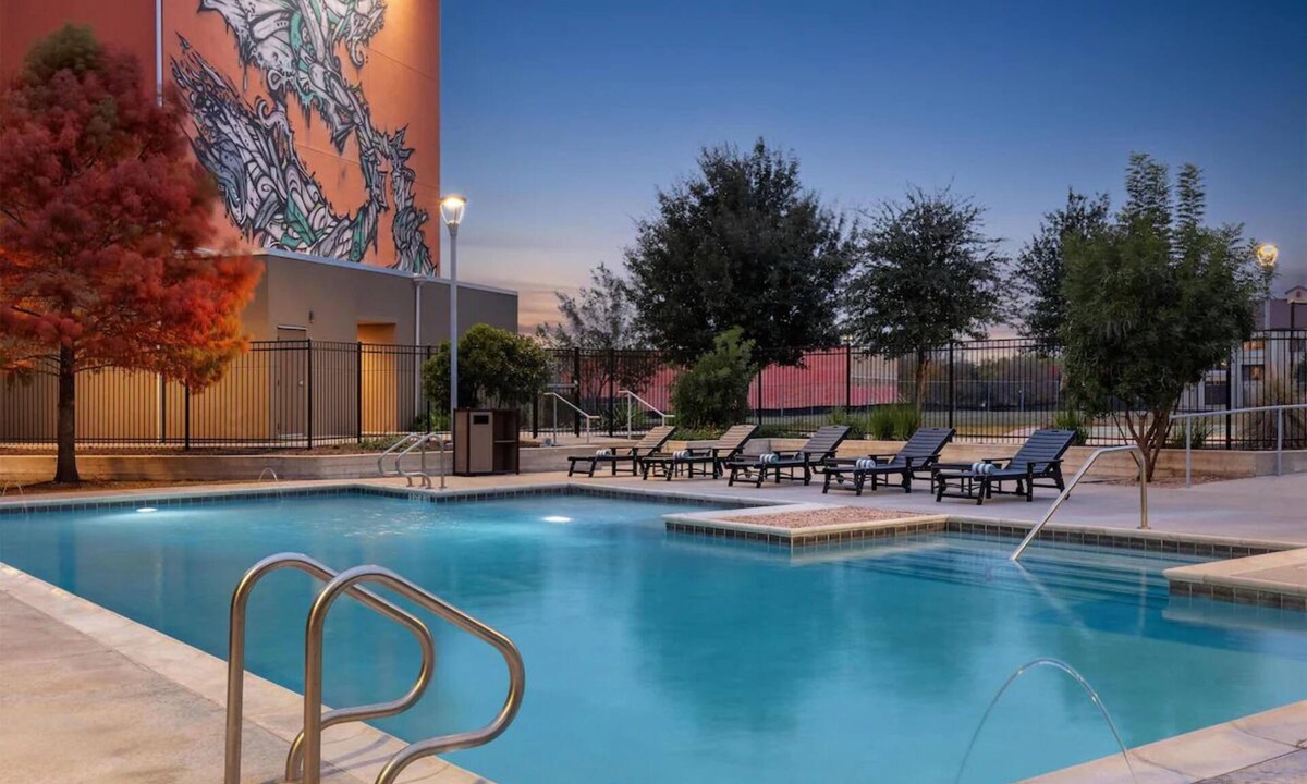 McNeil Hotel | Austin's Finest | 2 Units w/Free Breakfast, Free Parking + Outdoor Pool
