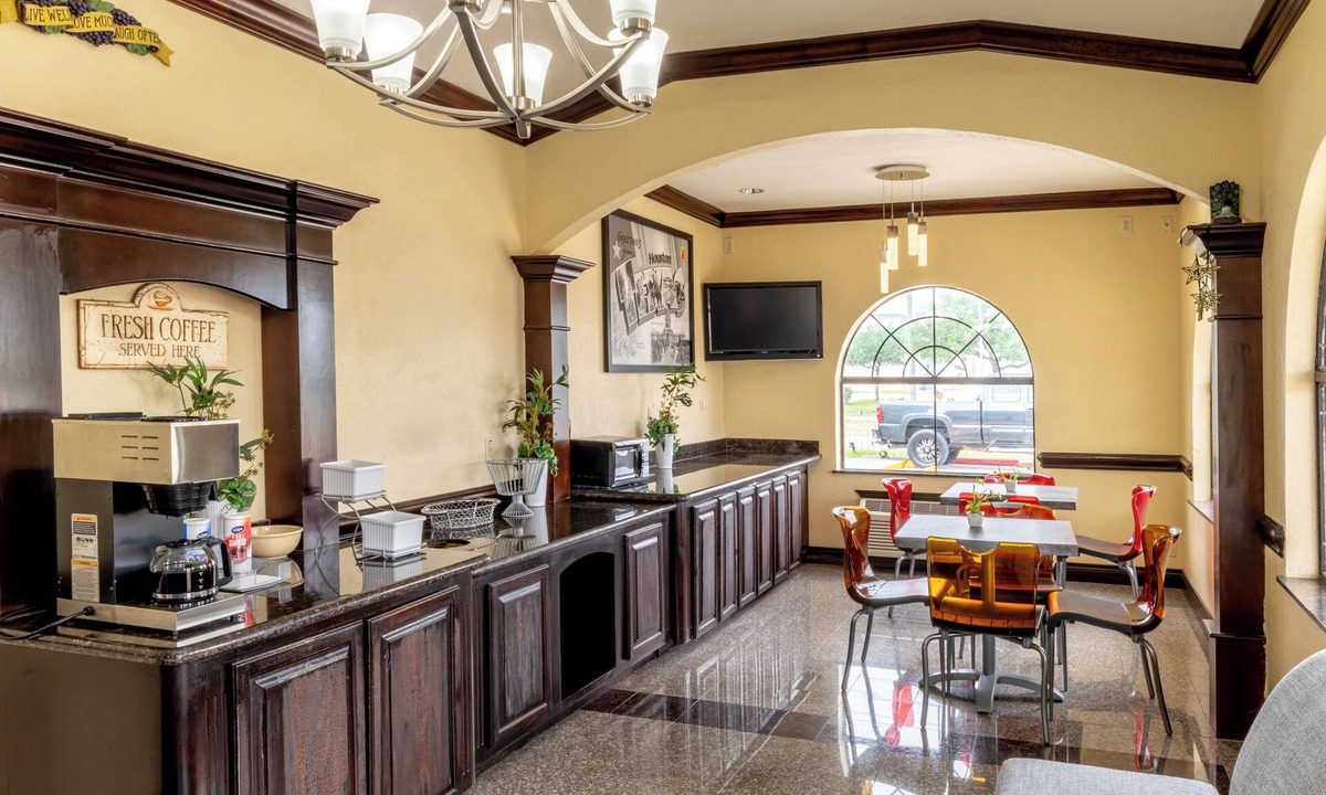 Southbelt/Ellington Hotel | Azul Inn Houston Hobby Airport