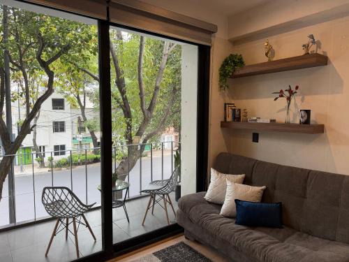 Roma Sur Hotel | BC102 Roma Loft with Balcony, Fast WiFi & Terrace