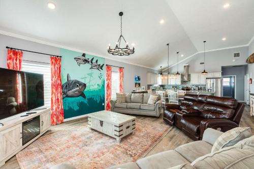 Surfside Beach House | Beachfront Family Pet Friendly