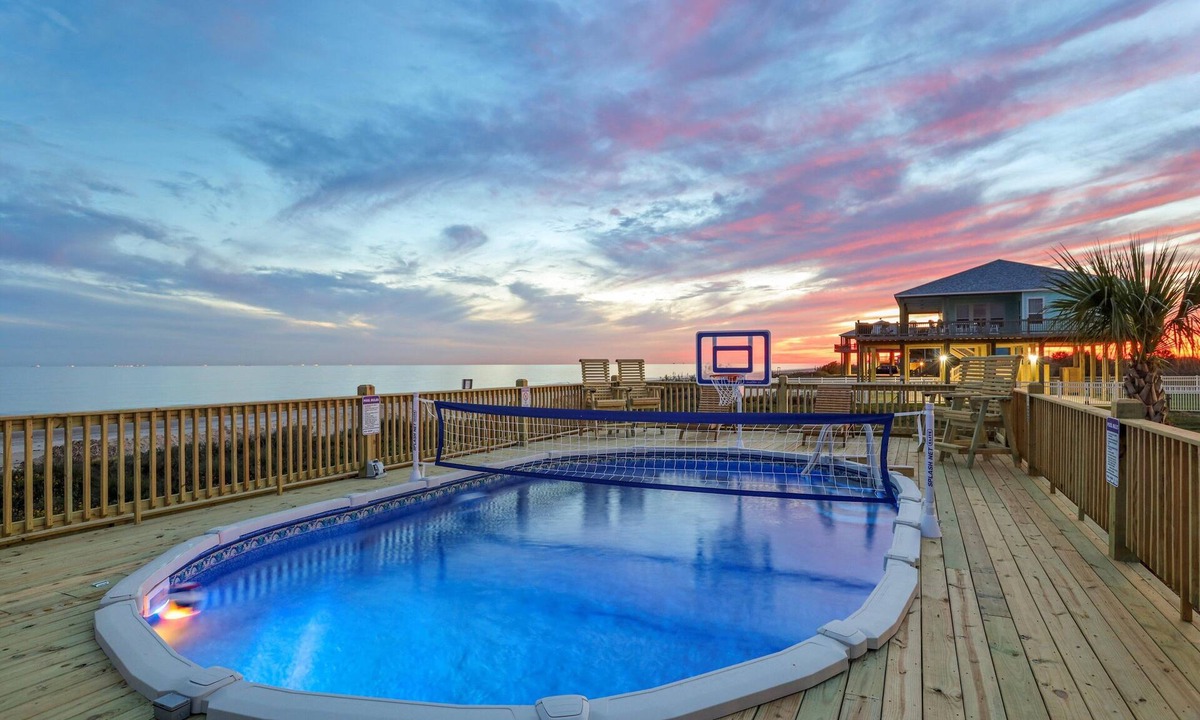 Port Bolivar House | Beachfront, Heated Pool, 2 Hot Tubs, Lift, Putt Putt, Pet Friendly, Sleeps 32