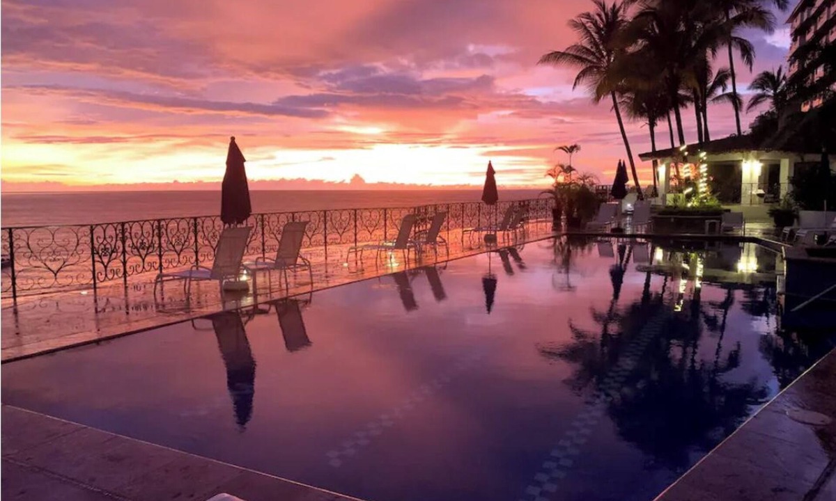 Mayto Condo | Beachfront, Ocean View, Luxury Condo in Mismaloya