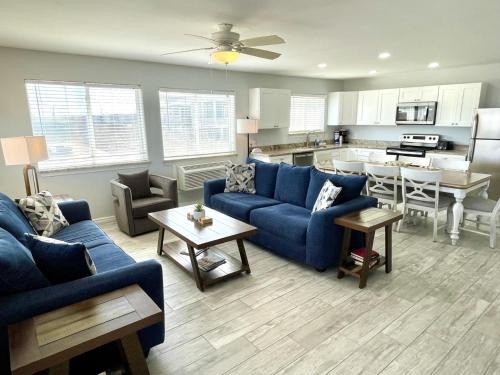 Port Aransas Apartment | Beachgate Condo Suites and Hotel 227 - 228 - 229 condo