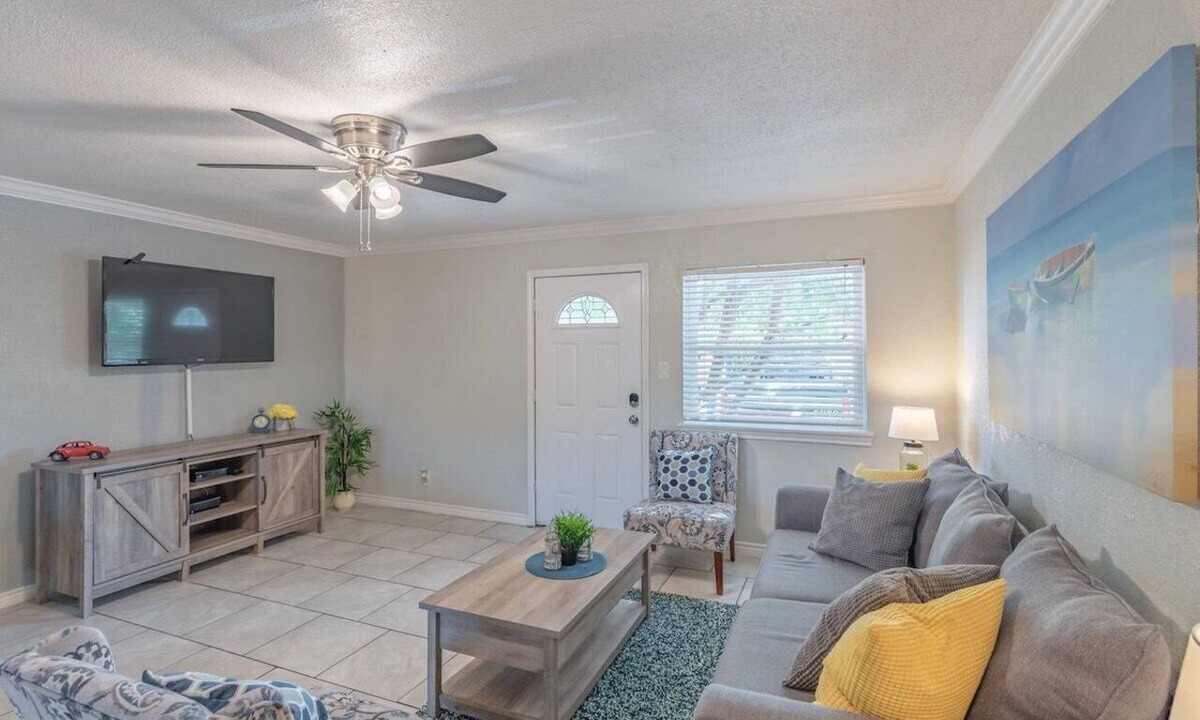 Mahncke Park Apartment | Beautiful Apartment @ The Botanical Gardens #6