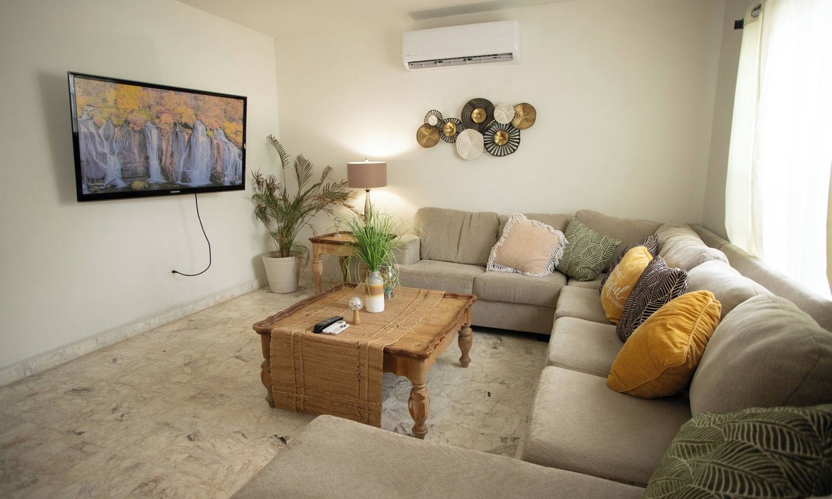 Matamoros House | Beautiful house centrally located up to 12 people 10 min from the consulate WiFi 500mbps