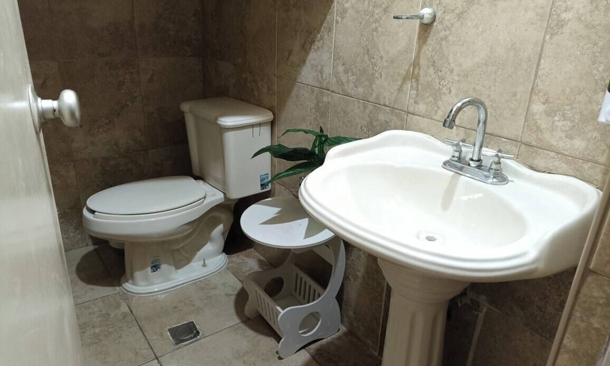 Guadalupe House | Beautiful House for 6 people Full House 3 Bedrooms 1.5 Bathrooms Parking