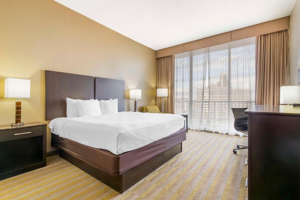 Central City Hotel | Best Western Corpus Christi