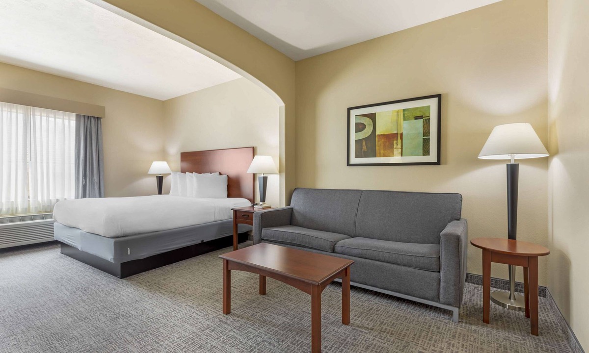 Franklin Hotel | Best Western Franklin Town Center Hotel & Suites