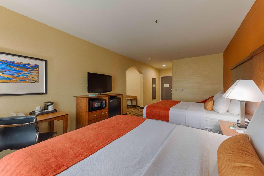 Oakley Hotel | Best Western Plus Delta Inn & Suites