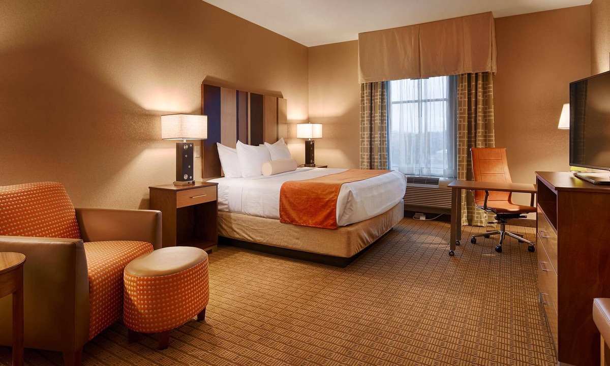 Flatonia Hotel | Best Western Plus Flatonia Inn