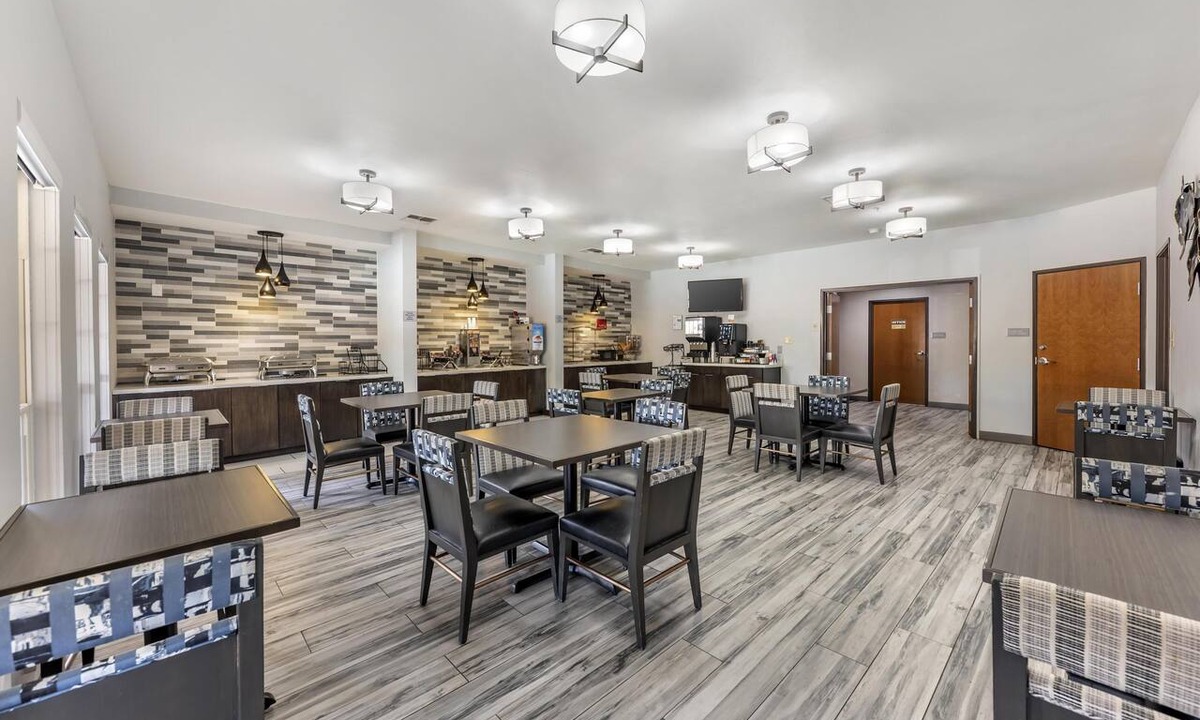 Fredericksburg Hotel | Best Western Plus Fredericksburg