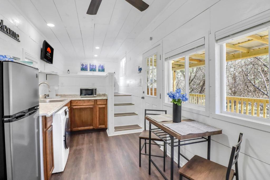 Bulverde House | Bluebonnet Hideaway at Moonlight Getaway