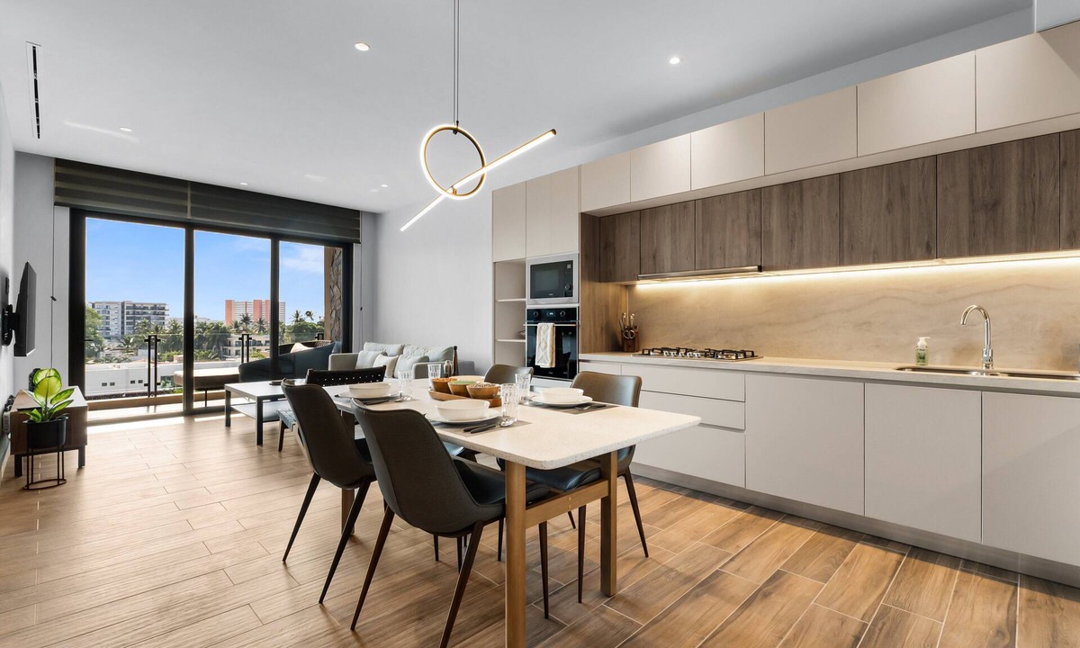 Diaz Ordaz Apartment | Brand-New Luxury at Valarte | Versailles Foodie District + Fast WiFi