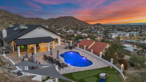North Mountain House | Built Into A Mountain - Heated Pool & Sports Lounge