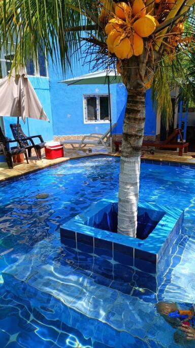Monterrico Apartment | Bungalow Vitral comedor,cocina equipada y piscina