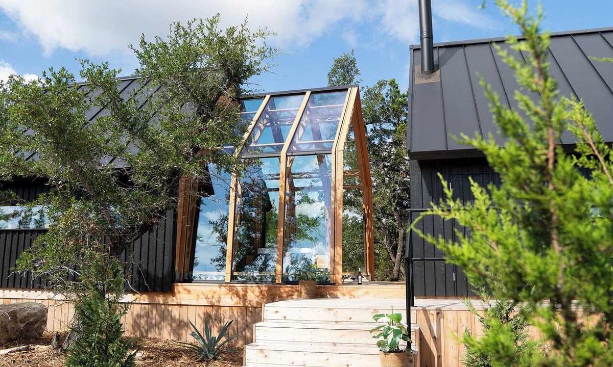 Dripping Springs Cabin | Cabin ANNA - Architectural Cabin with Sliding Walls and Hidden Features