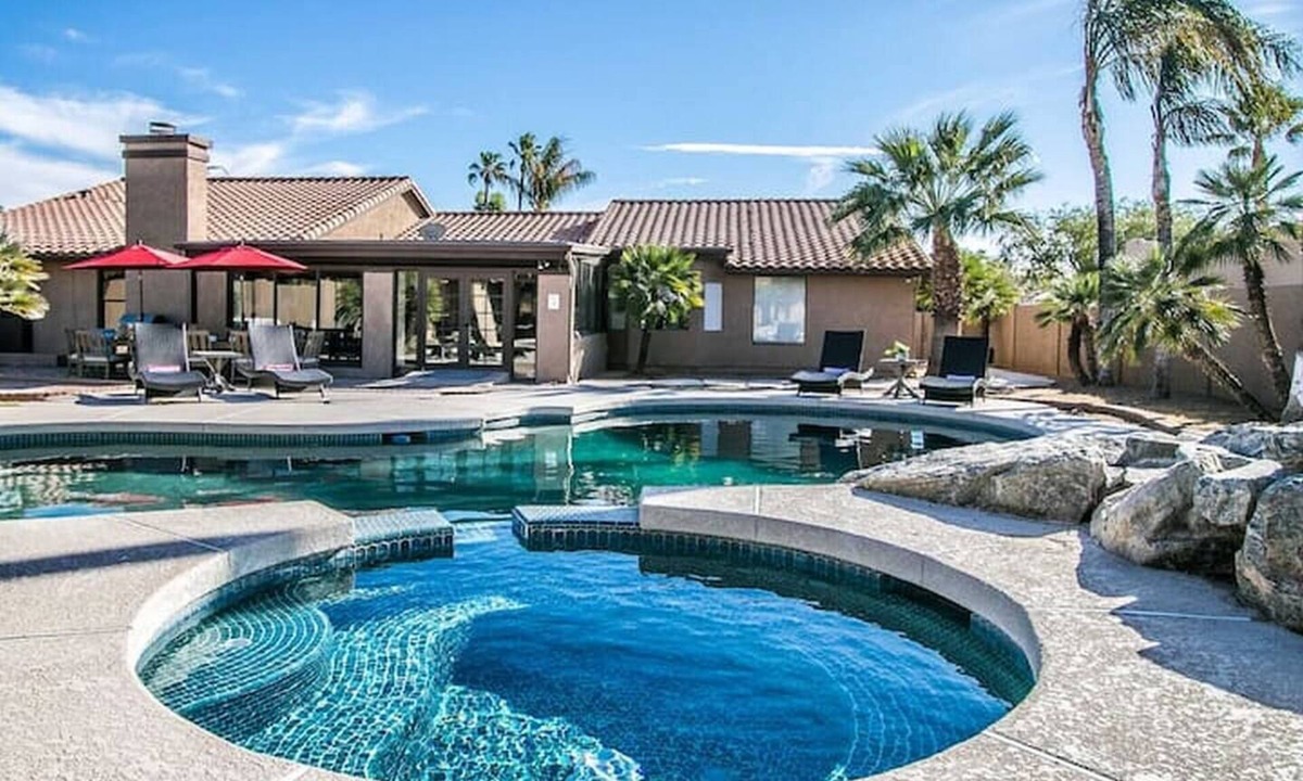 Village Estates House | Cactus Casa-Make Memories in Pool/Hot Tub/Putt Grn