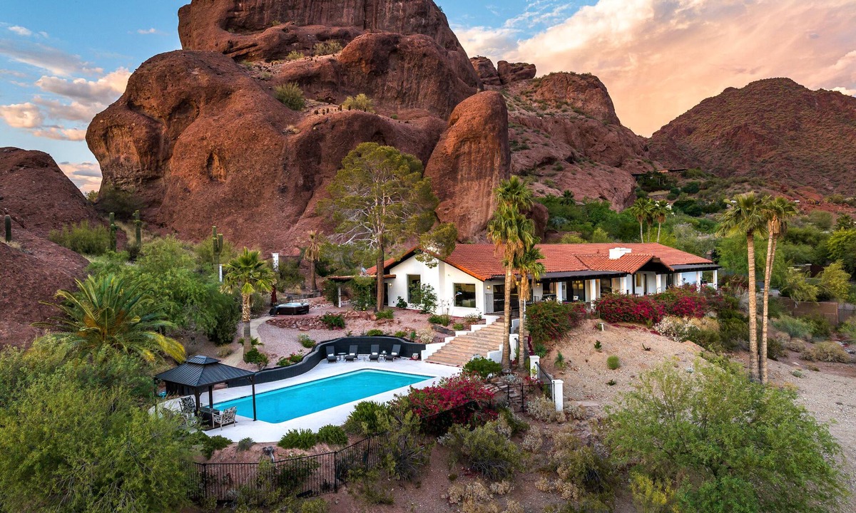 Red Rock House | Camelback Mountain Mid-Century Modern Villa, Private, City Views, Pool, Hot Tub