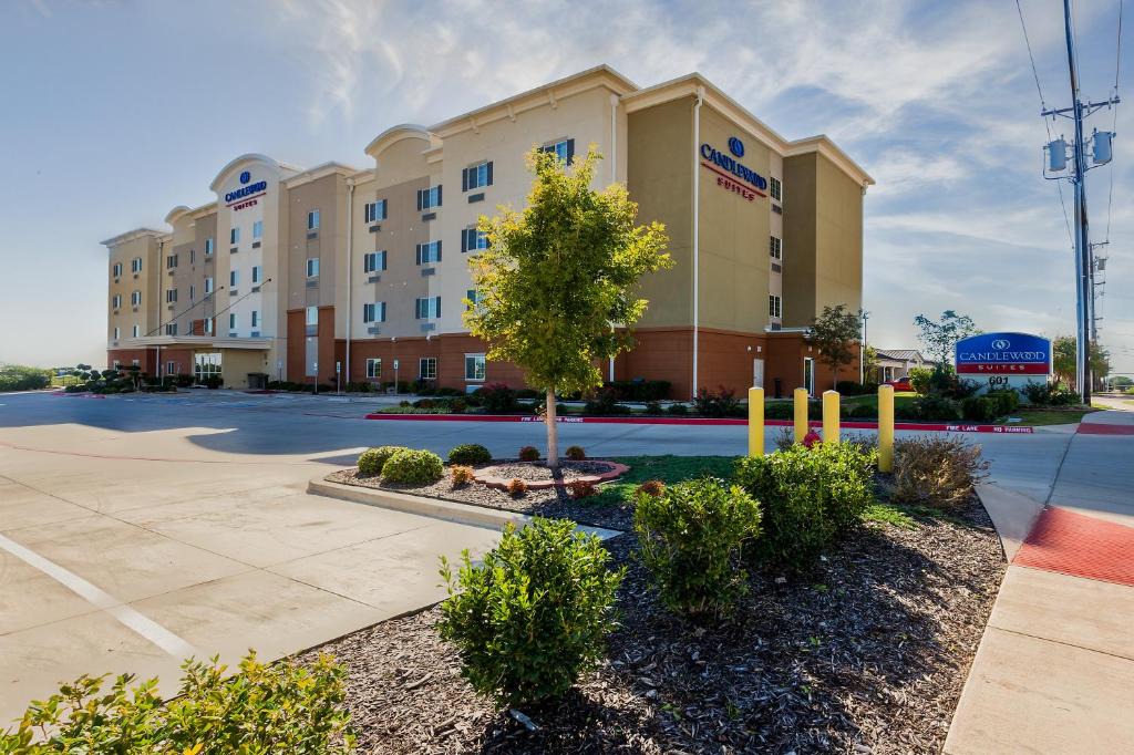 Decatur Hotel | Candlewood Suites Decatur Medical Center by IHG