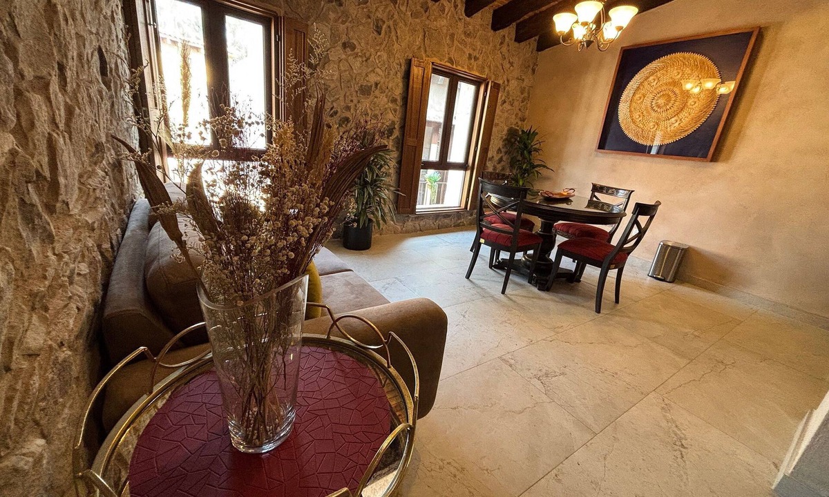 Santeagueda Apartment | Carlo Crivelli Master: The Style in ValQuirico!