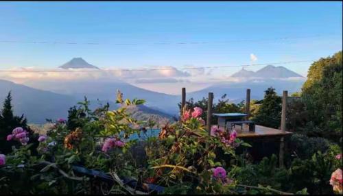 Antigua Guatemala Cabin | Casa de Flores Bosque y Volcanes
