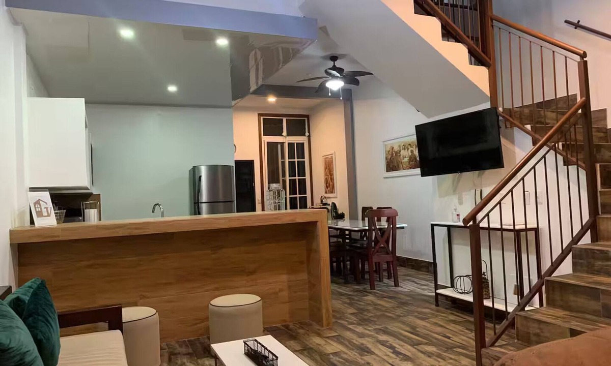 Flores House | Casa de cuatro habitaciones, ideal para compartir con la familia o amigos