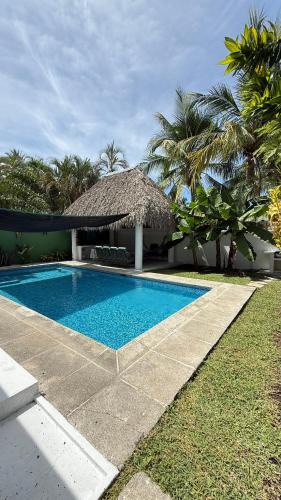 Puerto San Jose House | Casa de Playa - Villas Club Alta Mar