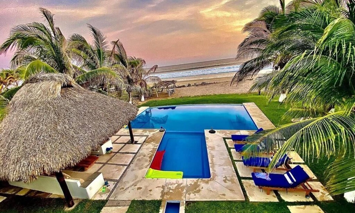 Santa Maria Colotepec Hotel | Casa Del Carmen
